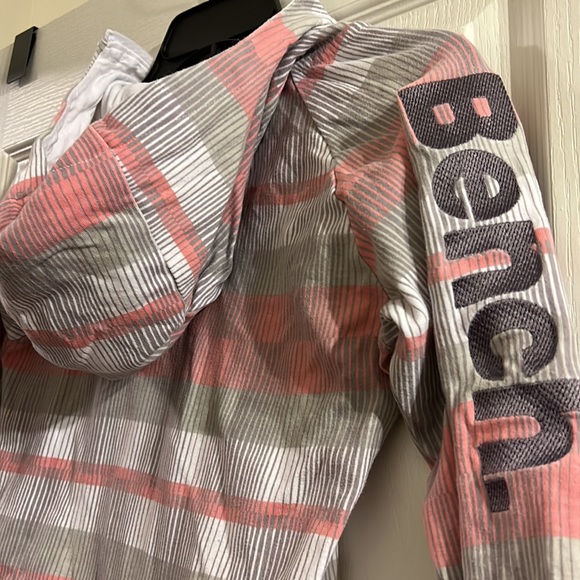 Bench Sweater - small - Picture 6 of 7